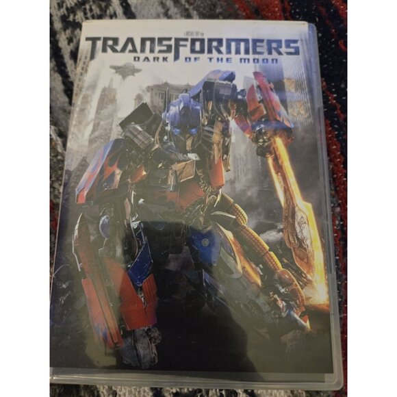 Transformers: Dark Of The Moon DVD - Picture 1 of 2